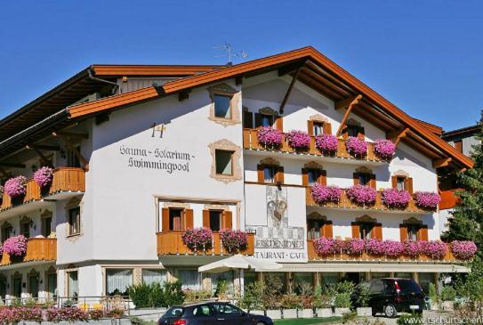 Hotel Tschurtschenthaler Dobbiaco Luaran gambar